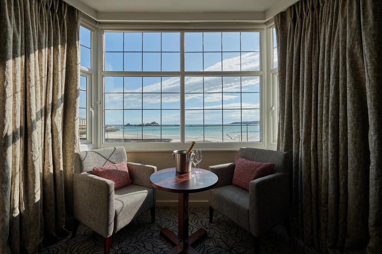 فندق وسبا غراند جيرسي سانت هلير جيرسي المظهر الخارجي الصورة A room at the hotel