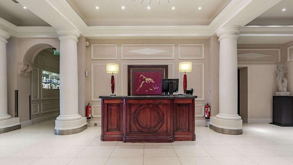 فندق وسبا غراند جيرسي سانت هلير جيرسي المظهر الخارجي الصورة The hotel's reception