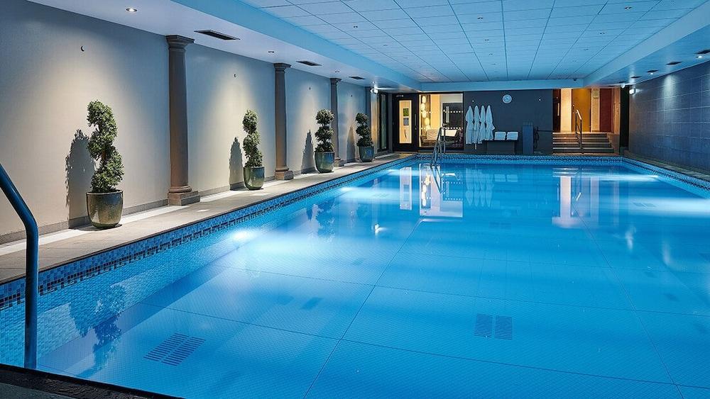 فندق وسبا غراند جيرسي سانت هلير جيرسي المظهر الخارجي الصورة The swimming pool at the hotel