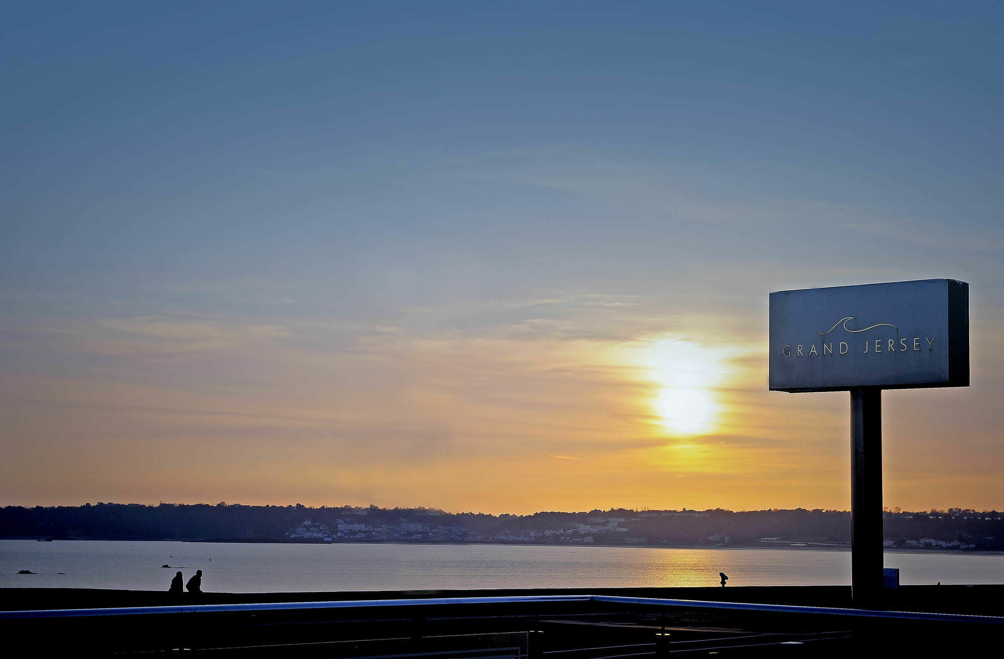 فندق وسبا غراند جيرسي سانت هلير جيرسي المظهر الخارجي الصورة Sunset at Grand Prairie