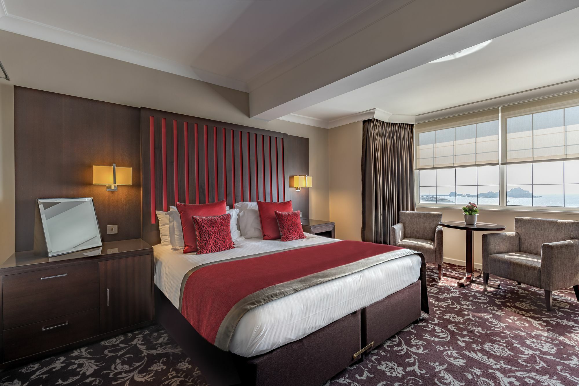 فندق وسبا غراند جيرسي سانت هلير جيرسي المظهر الخارجي الصورة A bedroom at the hotel