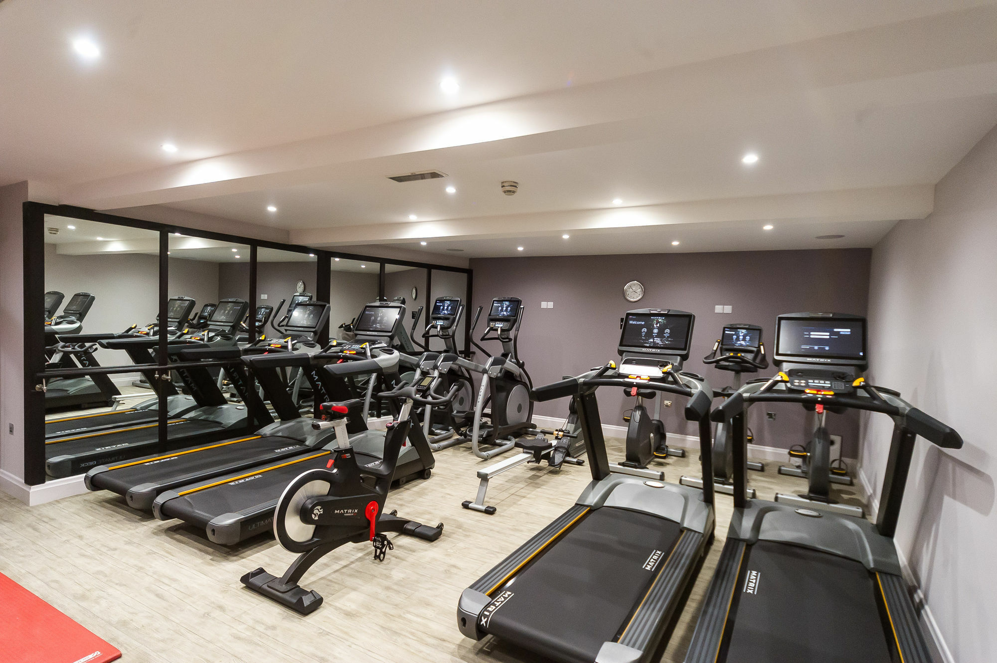 فندق وسبا غراند جيرسي سانت هلير جيرسي المظهر الخارجي الصورة The gym at the hotel